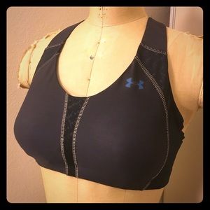 Nwot new UA under my armour bra high impact 32B